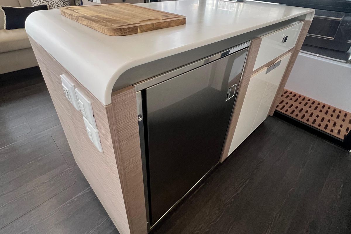 2022 Fountaine Pajot 51 