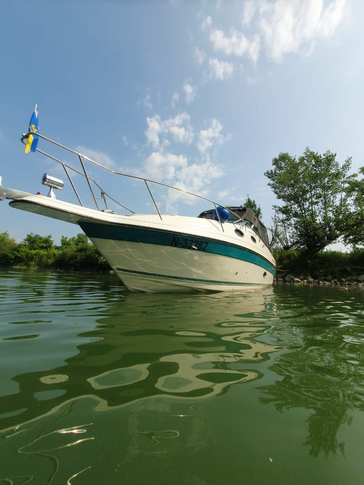 1996 Regal 258 Comodore