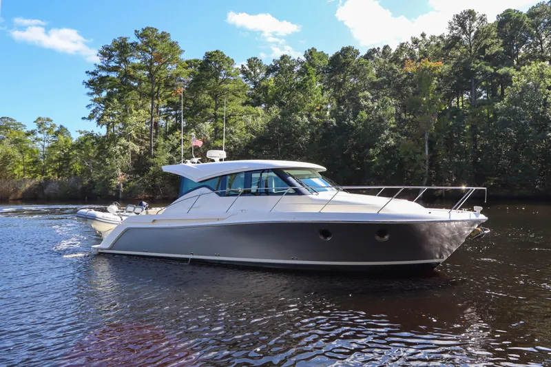 Hydrophilic Yacht Photos Pics HYDROPHOLIC