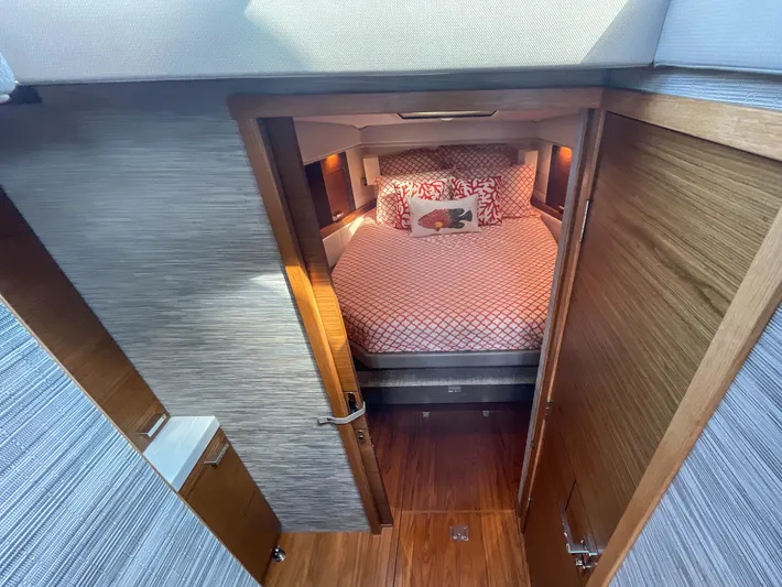 Hydrophilic Yacht Photos Pics Steps to companionway