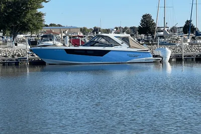 Monterey 385SS Super Sport