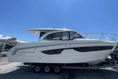 Beneteau Antares 11