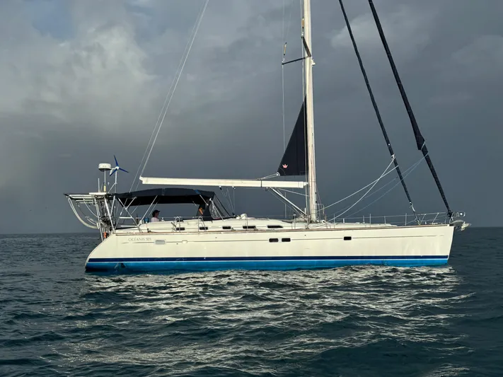 Liquid Sunshine Yacht Photos Pics 