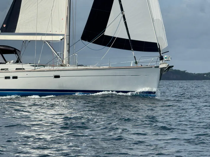 Liquid Sunshine Yacht Photos Pics 