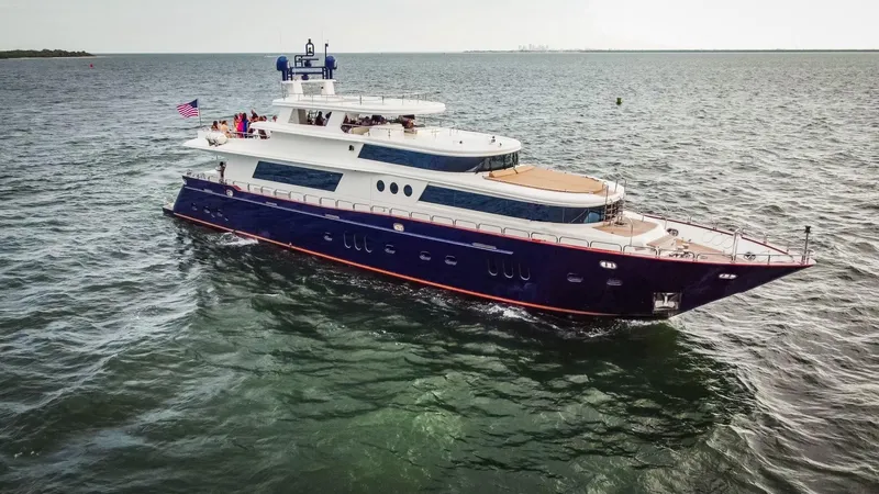 Star Saphire Yacht Photos Pics 