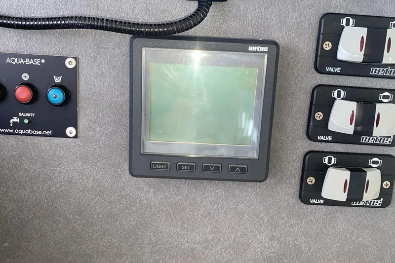 Jolly Dacha Yacht Photos Pics Control panel with Vetus display and Aqua-Base buttons on Leopard 48, 2015 model.