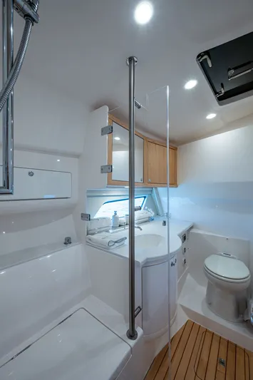 Rising Tide Yacht Photos Pics 