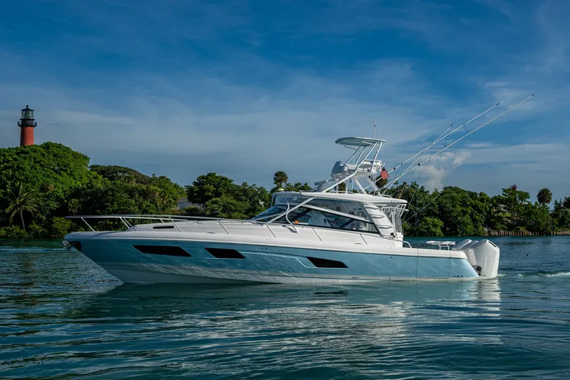 Rising Tide Yacht Photos Pics 