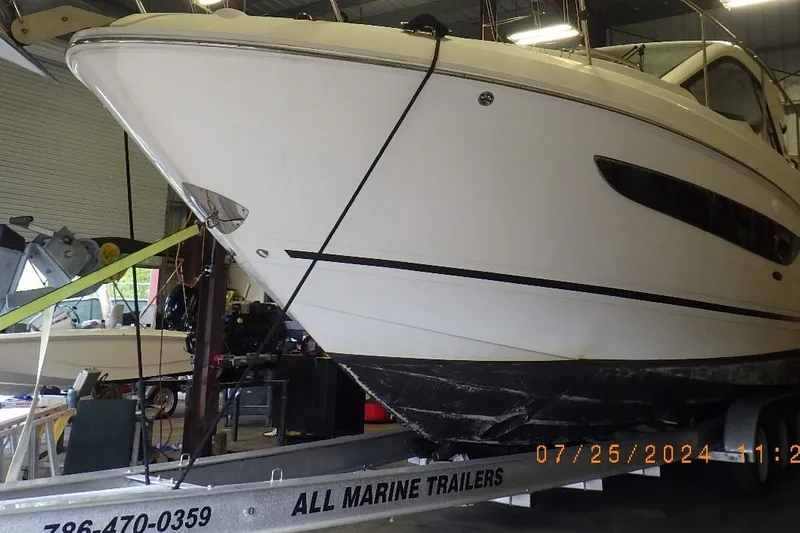 Idylwilde Yacht Photos Pics May 2024