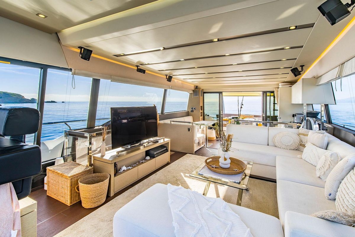 2016 Prestige 70 