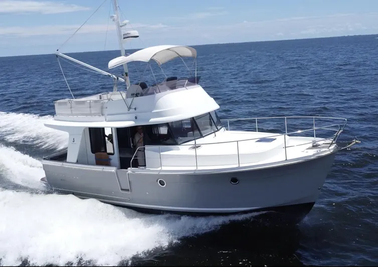 Amour Yacht Photos Pics 