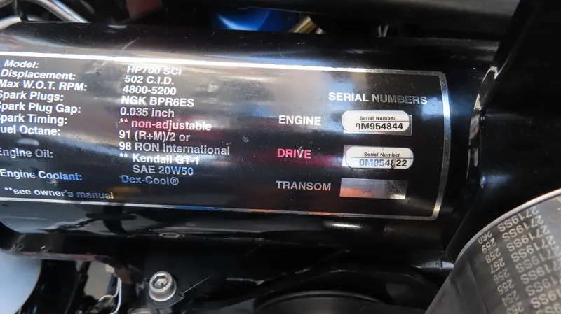  Yacht Photos Pics Engine specifications and serial numbers on a 2007 Fountain 42 Lightning boat.