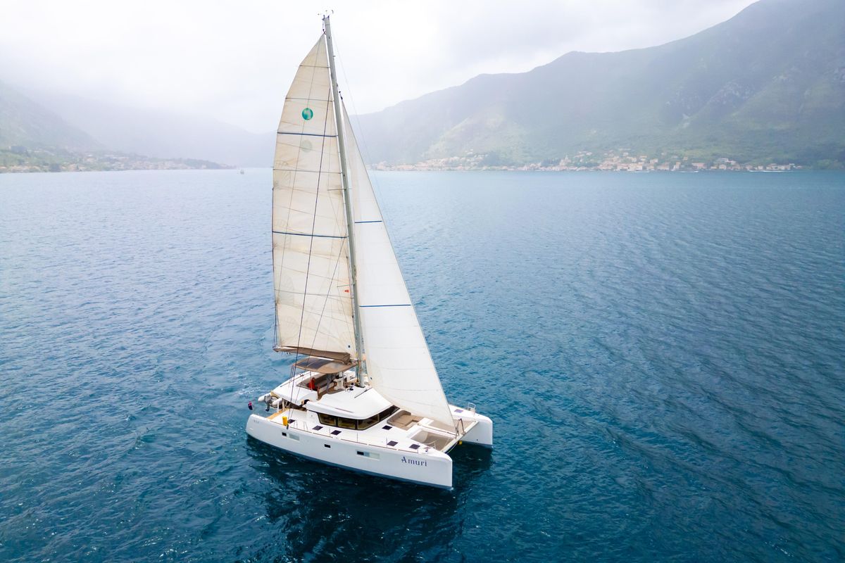 2015 Lagoon 52 