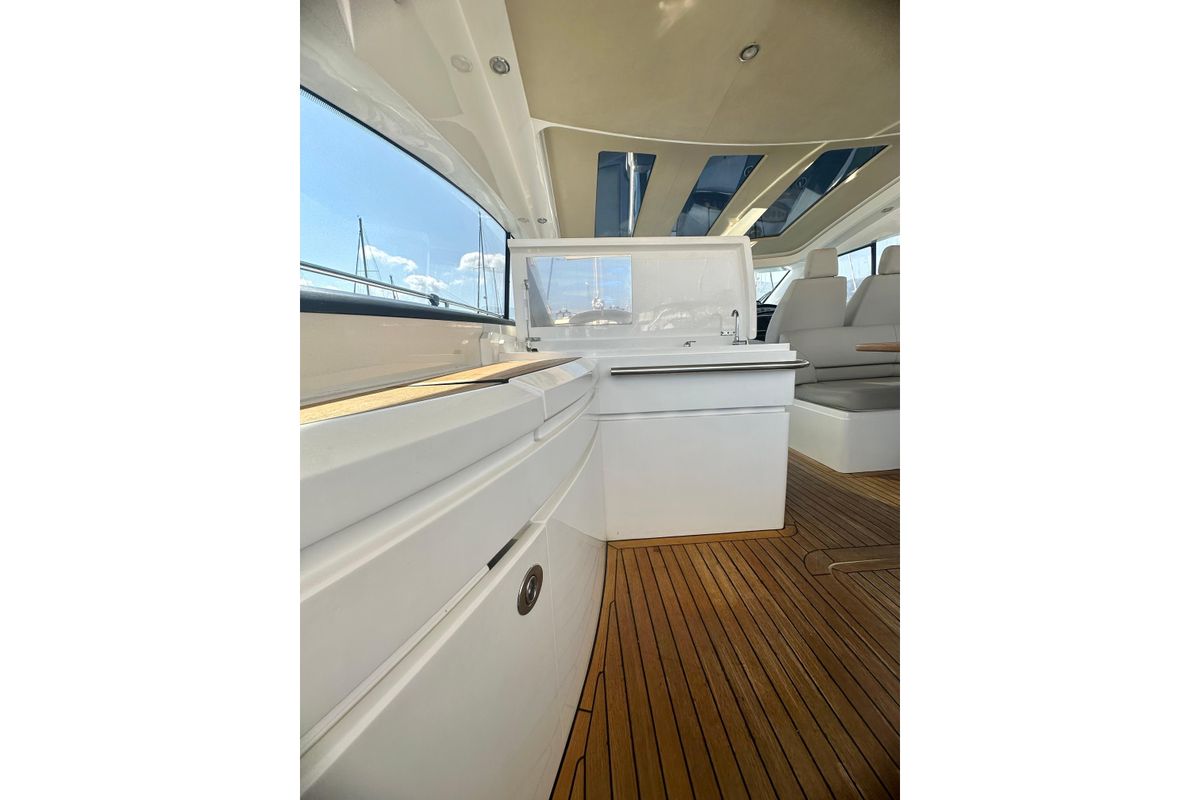 2008 Princess 52 