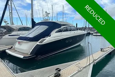 2011 Princess V42