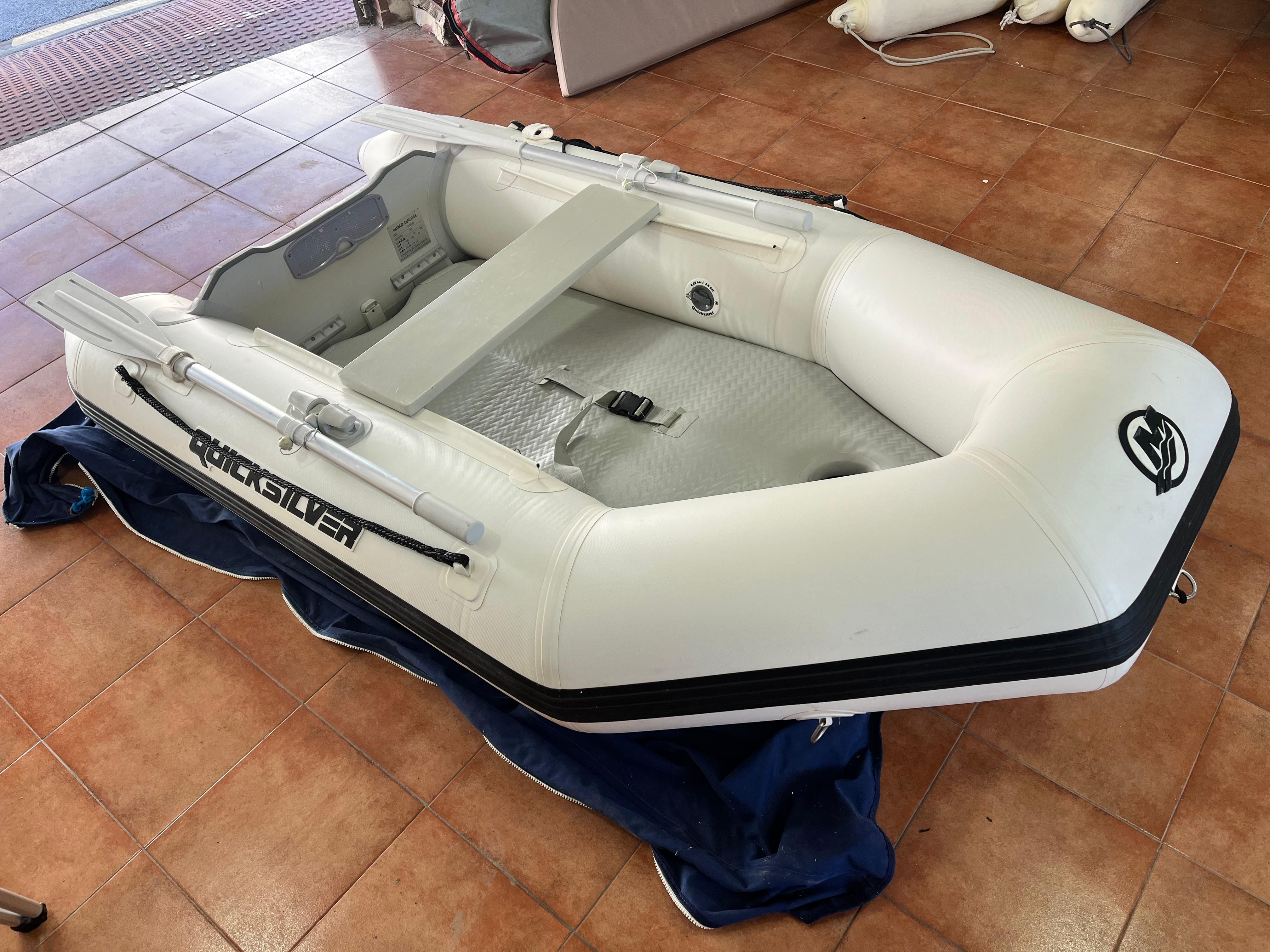 2019 Quicksilver 240