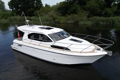 2025 Haines 32 Offshore