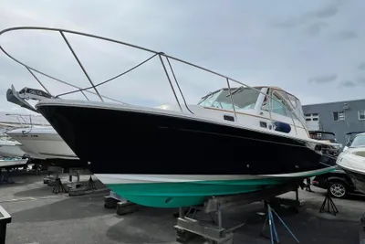 Hunt Yachts Surfhunter 29