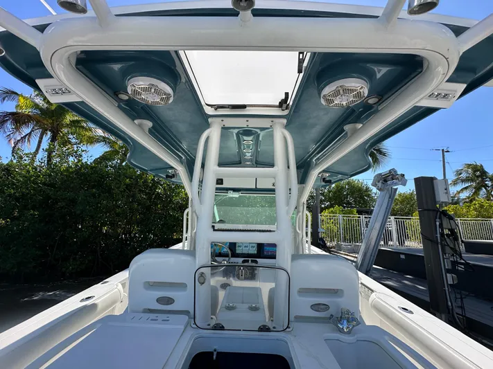  Yacht Photos Pics 2008 Everglades 350 CC boat interior with modern dashboard and canopy.
