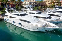 Ferretti Yachts Custom Line 94