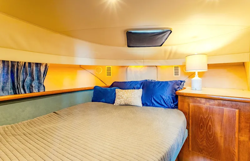 Paradise Yacht Photos Pics 