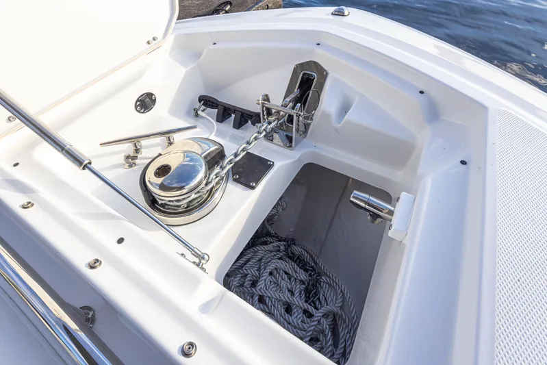  Yacht Photos Pics 2024 Blackfin 252 DC boat anchor compartment with chain and rope storage.