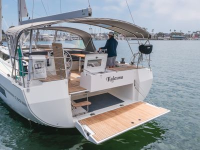 Yacht