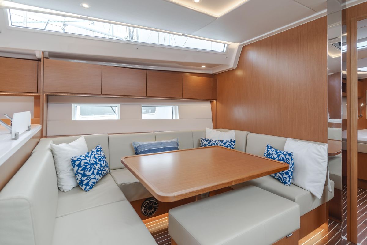 2021 Bavaria 50 