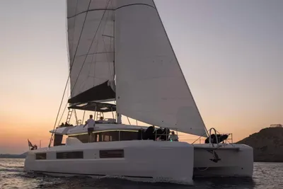 Lagoon 50