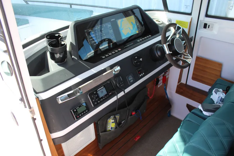 Covert Ops Yacht Photos Pics 