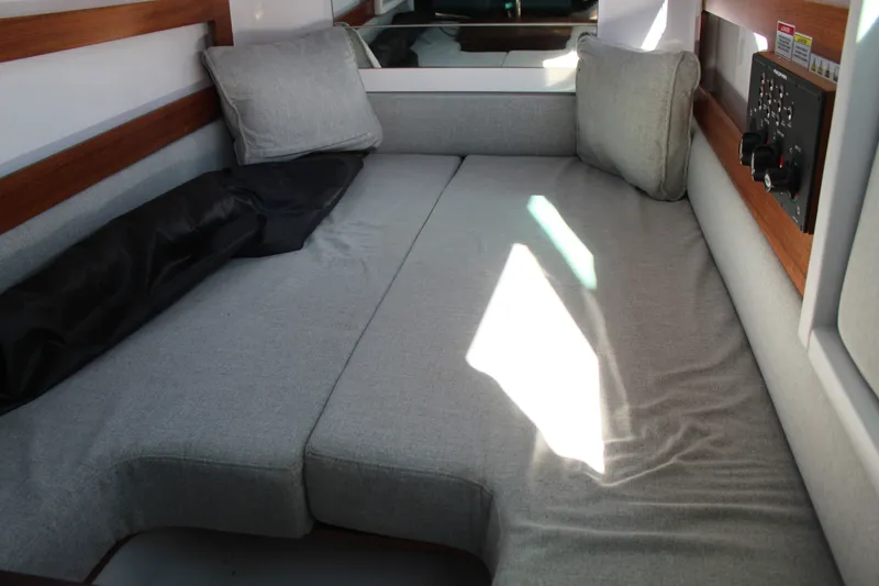 Covert Ops Yacht Photos Pics 