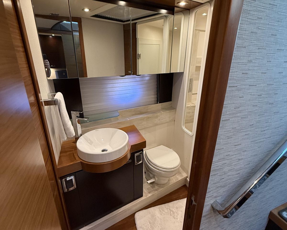 2016 Tiara Yachts 50 
