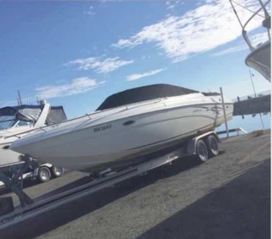 2000 Rinker 272 Captiva Millennium