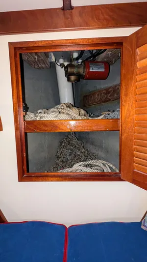 Safari Yacht Photos Pics Interior view of 1990 Stanley Downeast Lobster Boat with ropes and equipment.