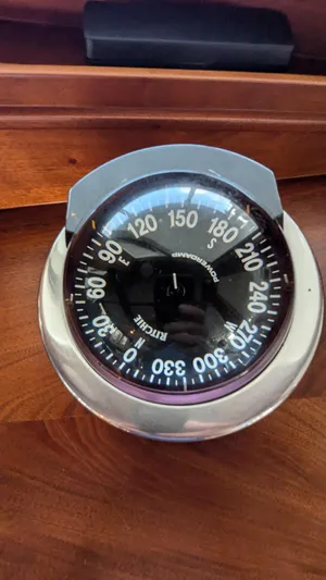 Safari Yacht Photos Pics 