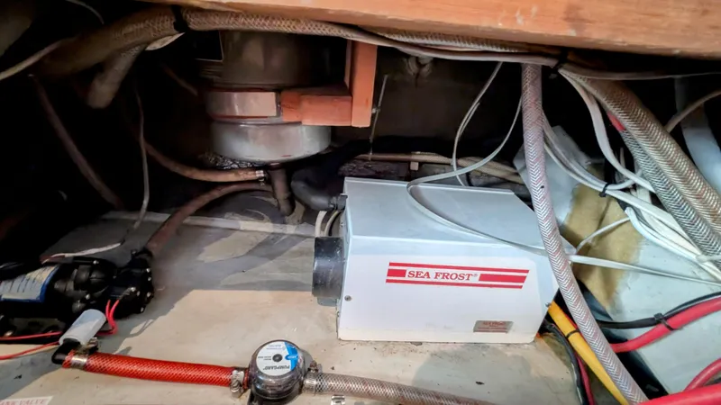 Safari Yacht Photos Pics 