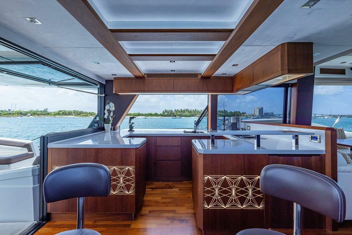 2019 Galeon 64 