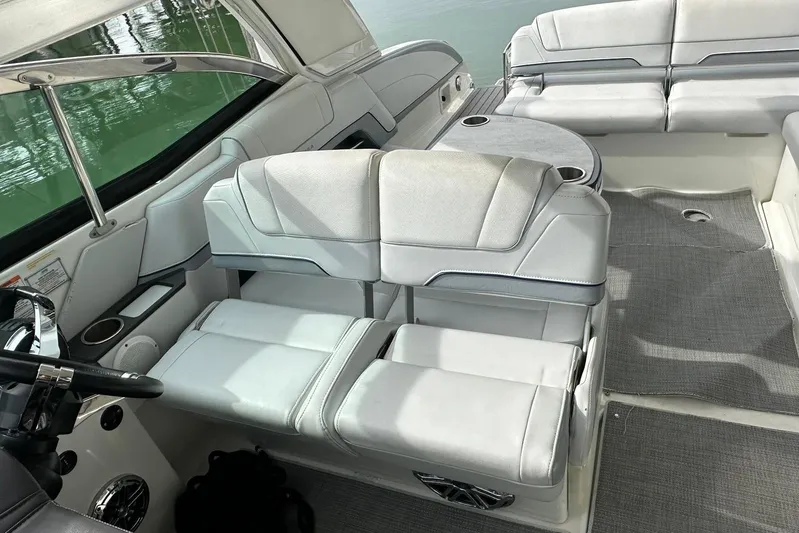 Oceanholic Yacht Photos Pics 2018 Formula 330 Crossover Bowrider interior with plush seating and modern design.