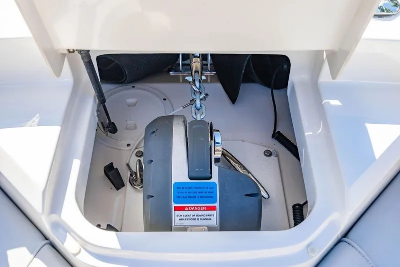 Sobe III Yacht Photos Pics 2019 Sea Ray SLX 400 Outboard anchor compartment with chain and winch system.