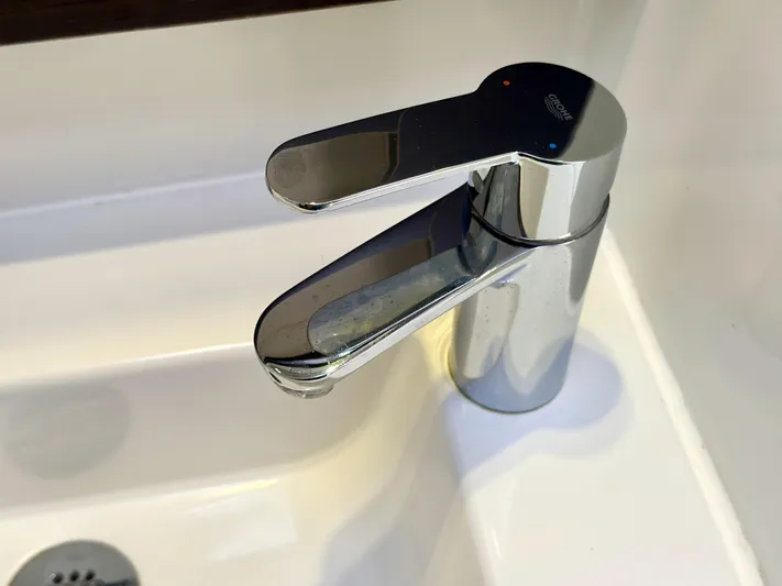 Gemeaux Yacht Photos Pics 