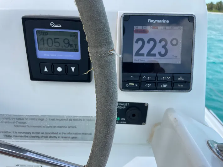 Gemeaux Yacht Photos Pics 