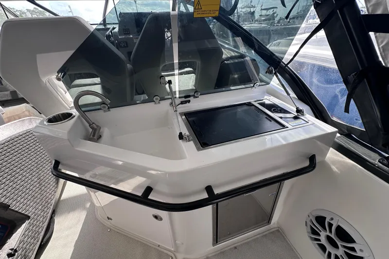  Yacht Photos Pics 2024 Beneteau Flyer 10 cockpit with sleek design and modern amenities.