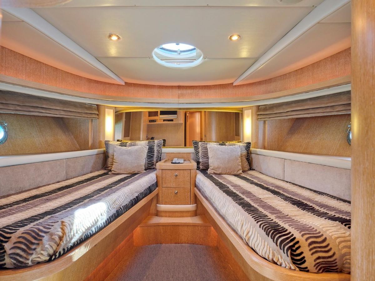 2006 Alfamarine 77 