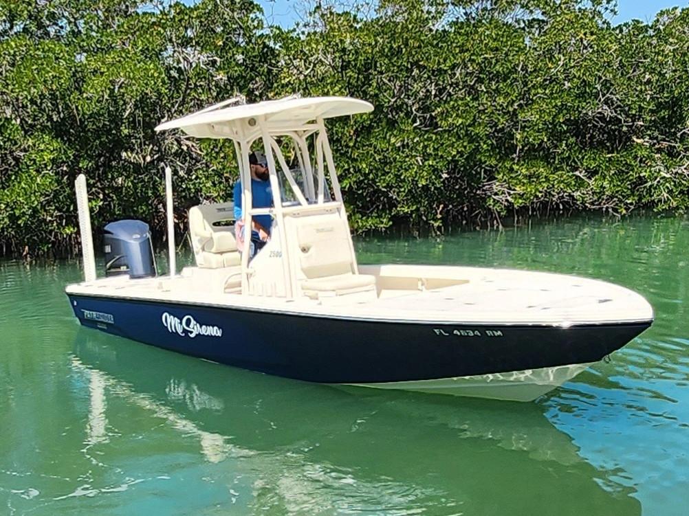 2018 Pathfinder 2500 Hybrid Center Console for sale - YachtWorld