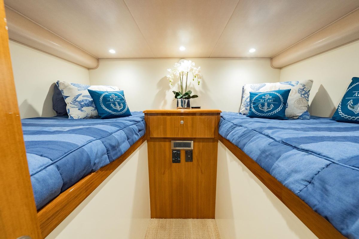 2014 Viking 42 