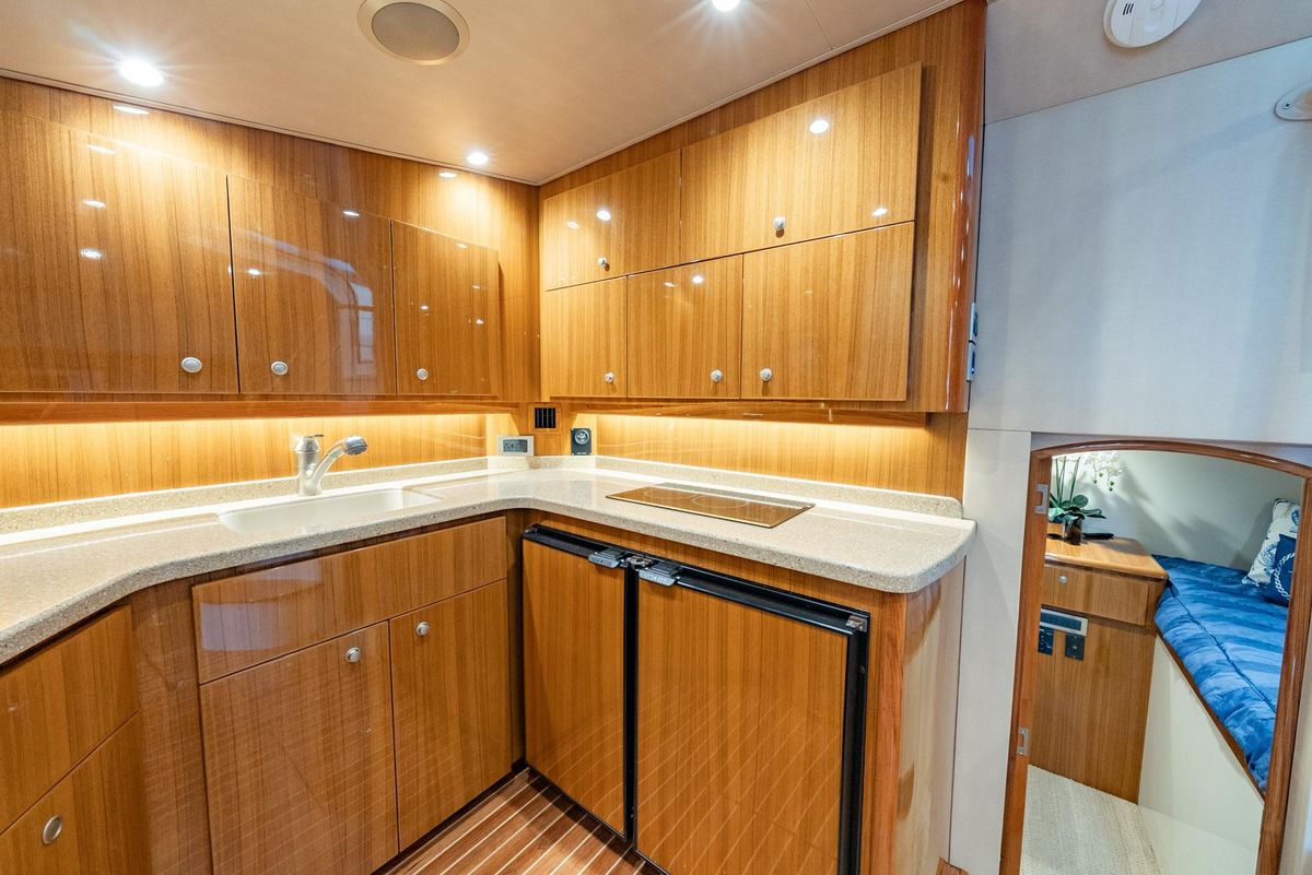 2014 Viking 42 