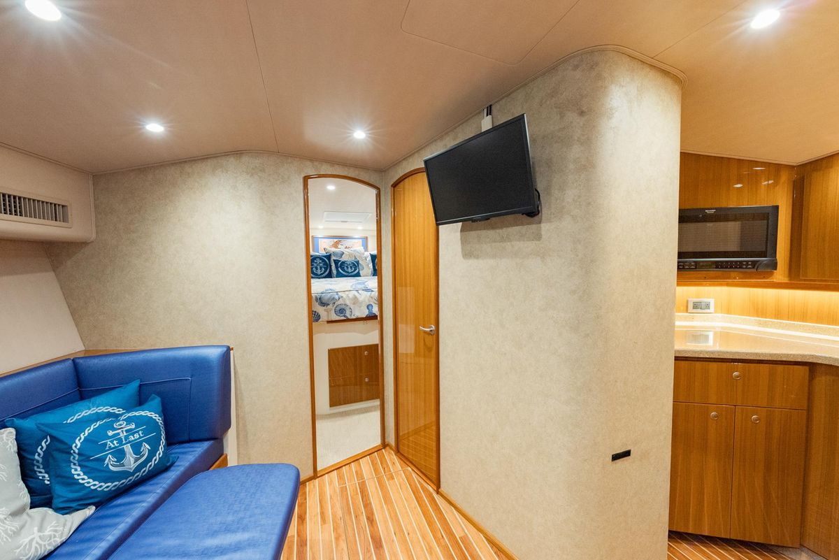 2014 Viking 42 