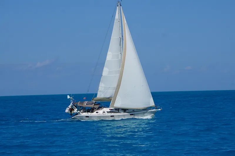 Chandelle Yacht Photos Pics 