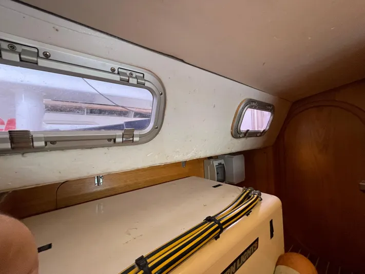 Chandelle Yacht Photos Pics 