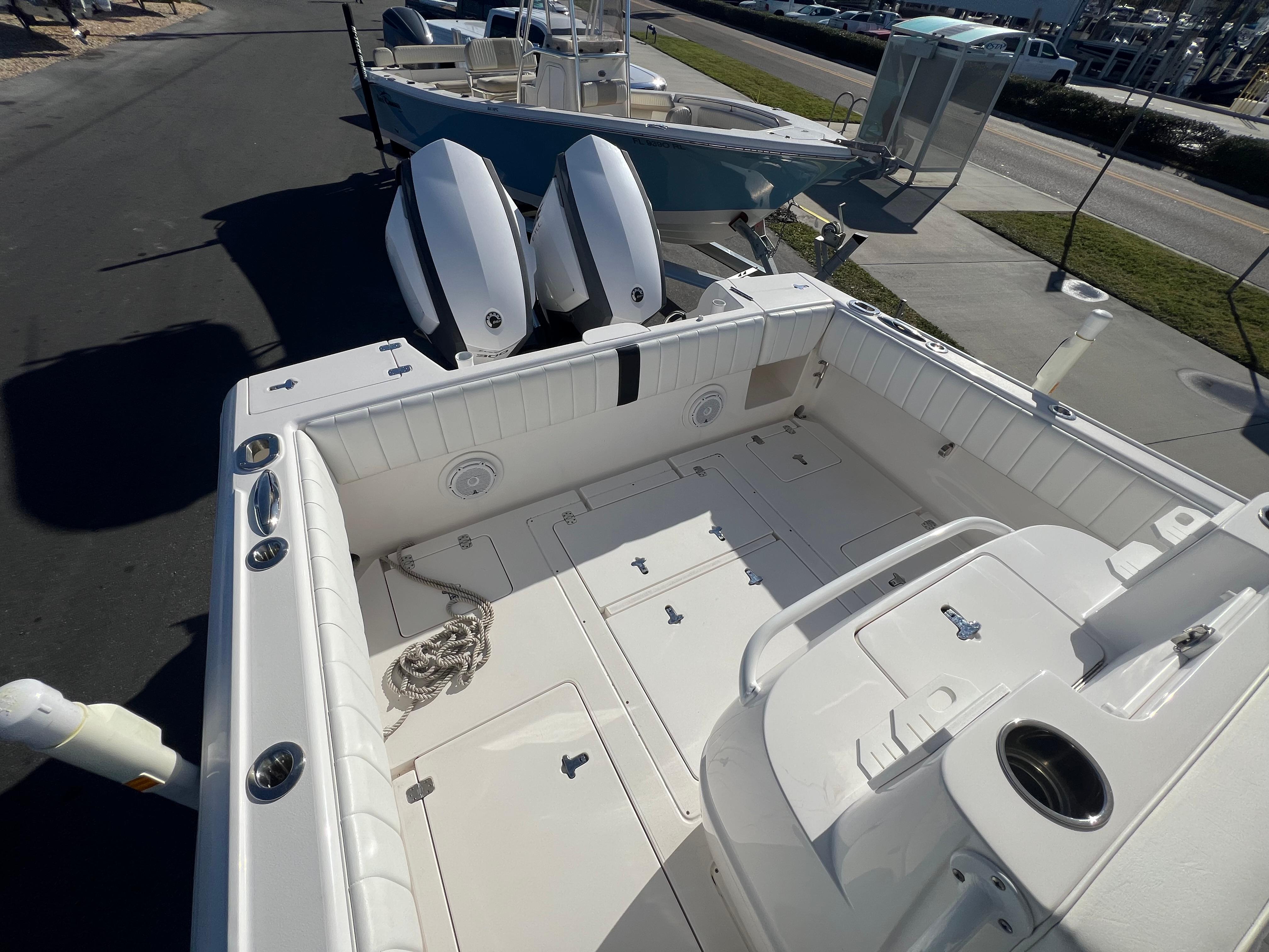 2015 Intrepid 300 Center Console Center Console for sale YachtWorld